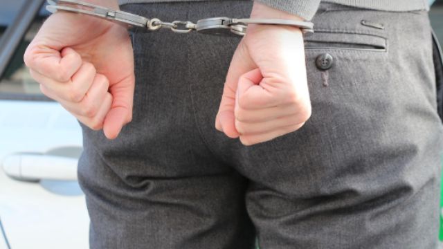 Two young men arrested for car arson