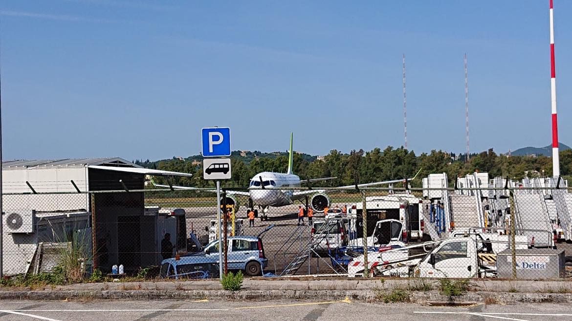Πουλί μπήκε στην τουρμπίνα αεροπλάνου κατά την απογείωσή του από το αεροδρόμιο της Κέρκυρας