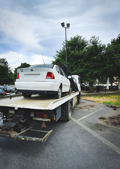 Ολοκληρώθηκε η δημοπρασία για την συλλογή των εγκαταλελειμμένων οχημάτων του Δήμου