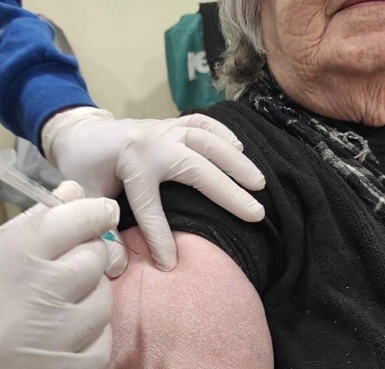 14 και 18 Μαρτίου η δεύτερη δόση του εμβολιασμού στα Διαπόντια Νησιά