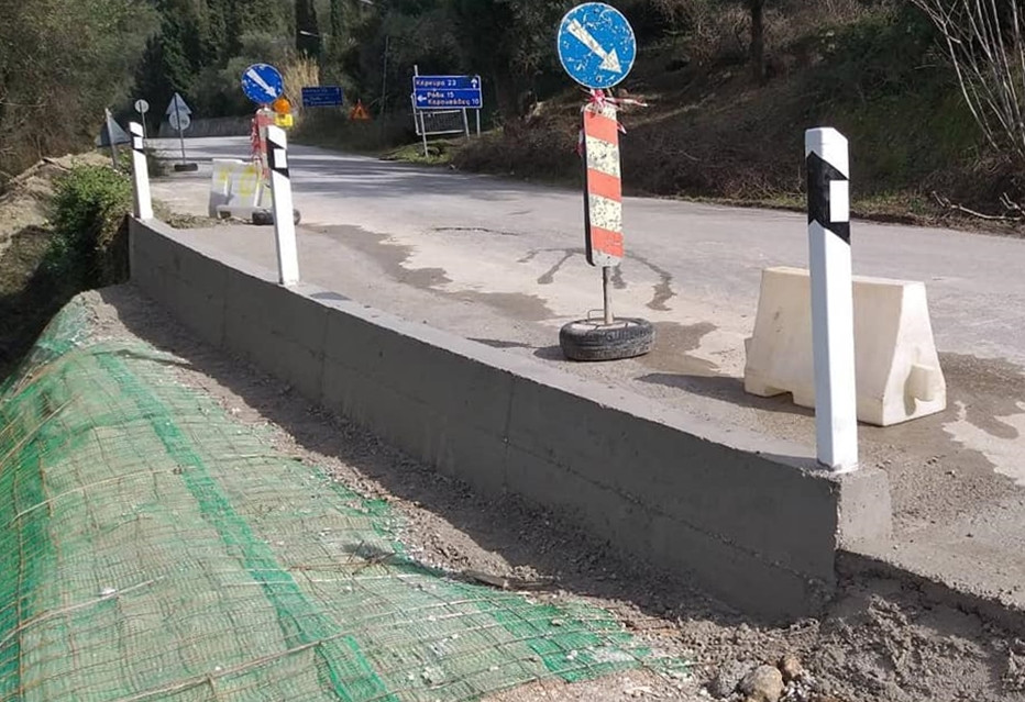 Καθαρισμοί και παρεμβάσεις που έγιναν πρόσφατα από την Περιφέρεια Ιονίων Νήσων (photos)