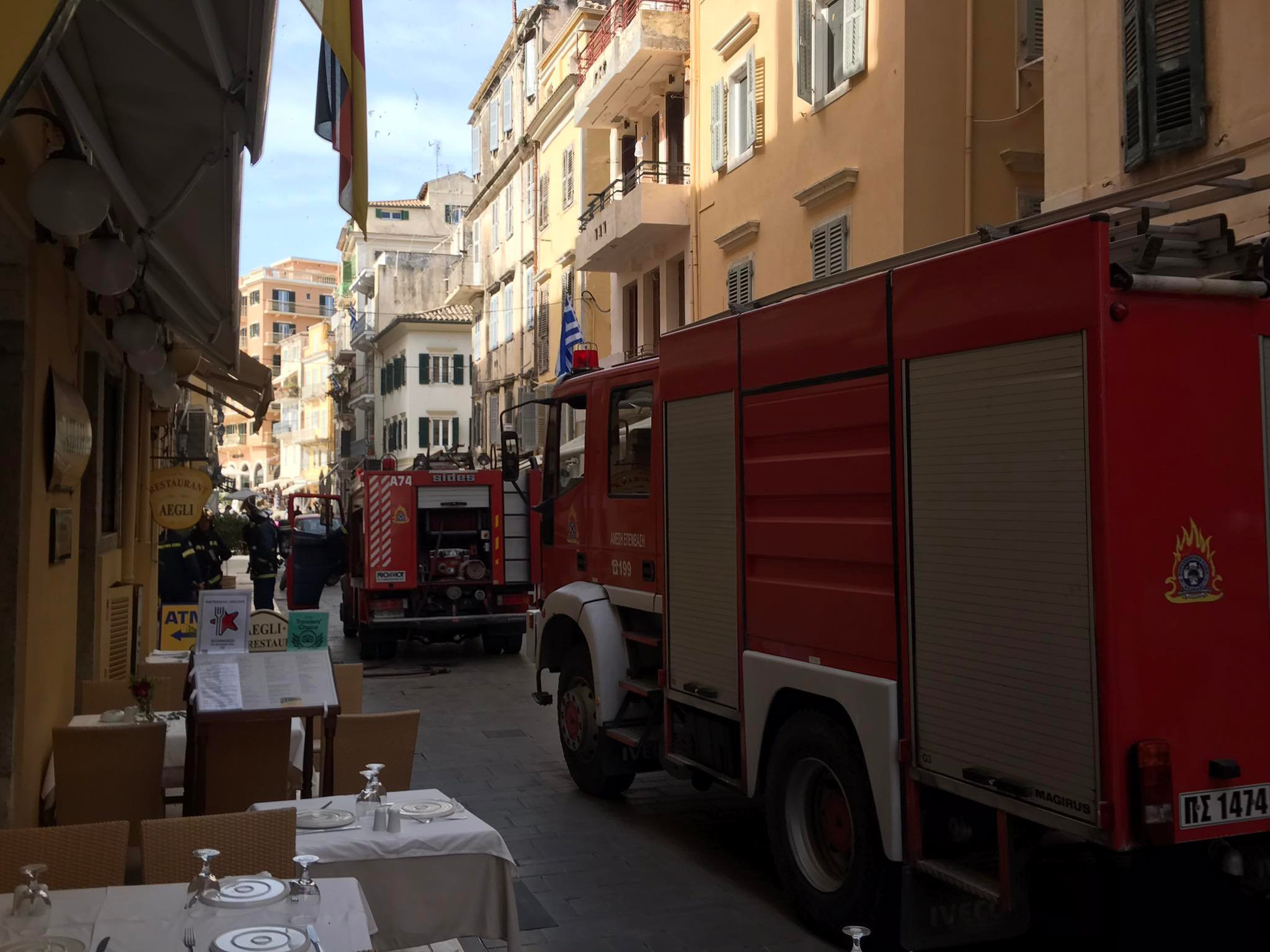 Fire in Capodistrias St. shop due to electrical short circuit