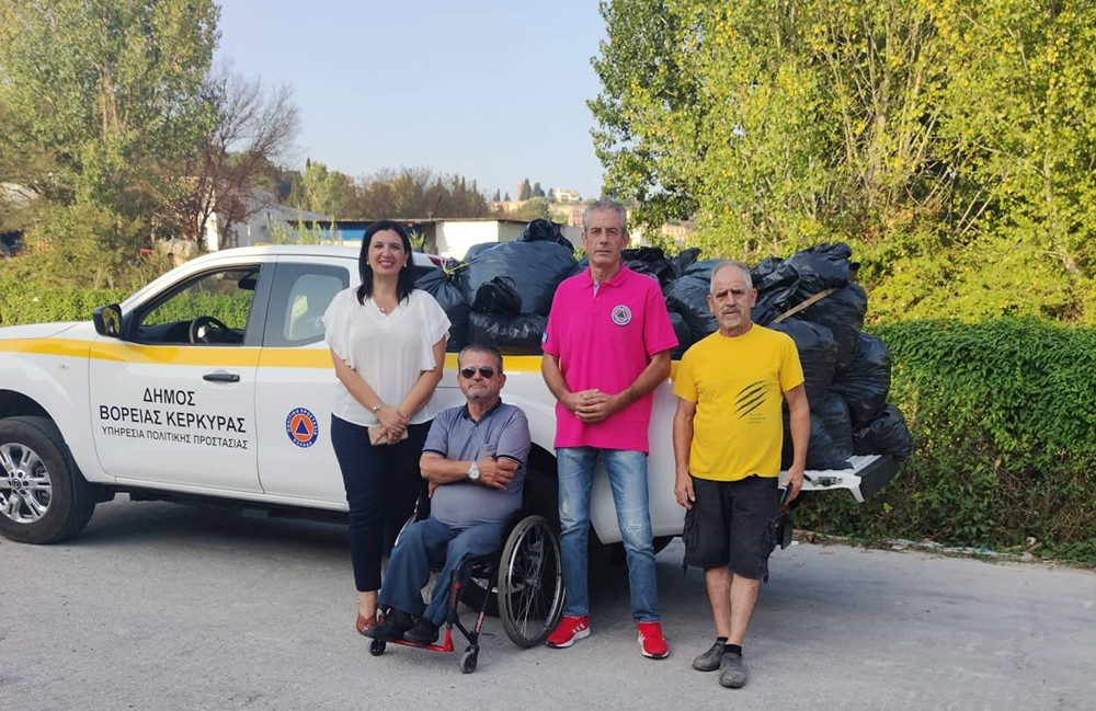 North Corfu Municipality supports Special Needs Association in collection of plastic bottle tops