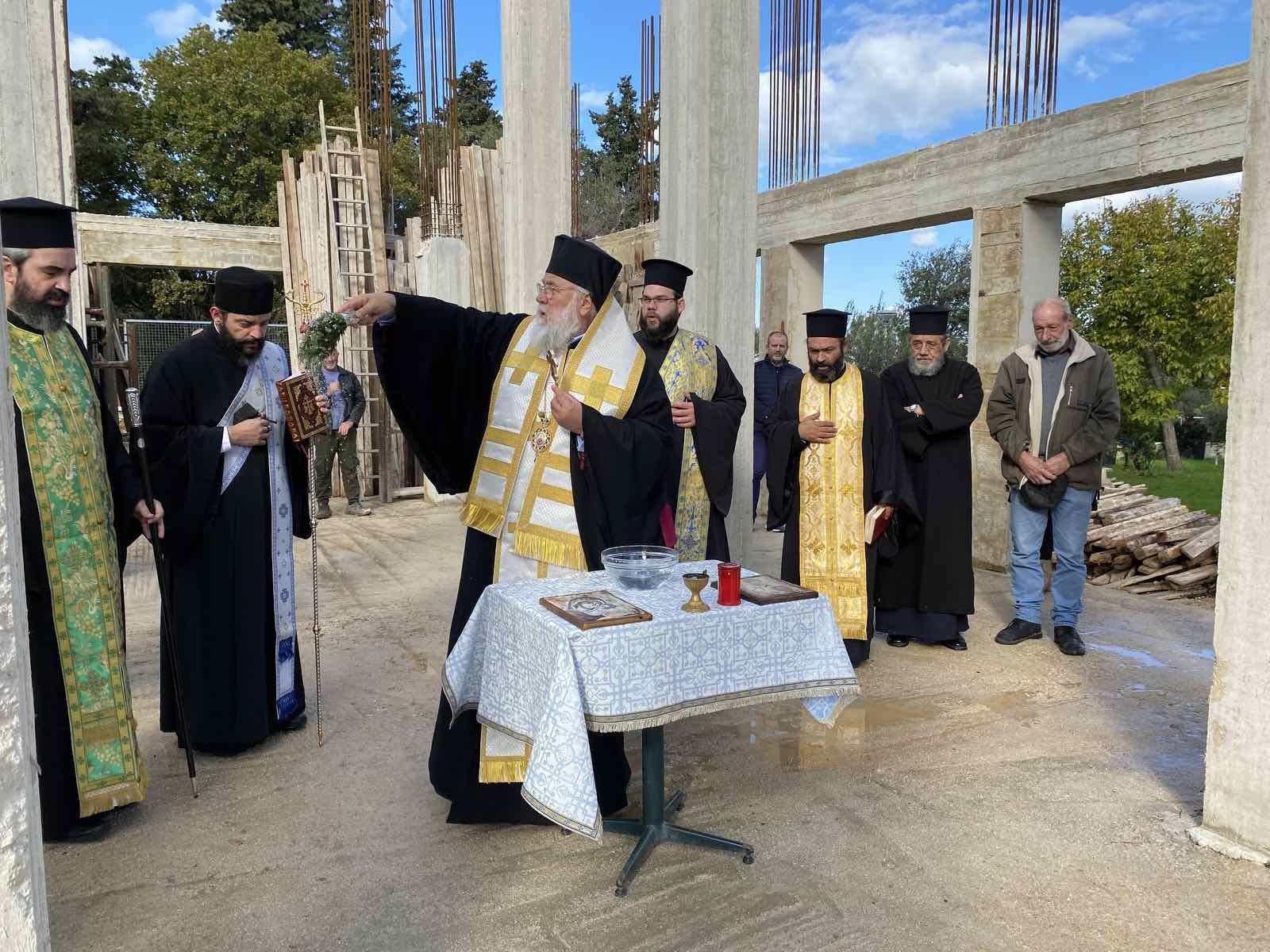 Ανεγείρεται ναός στις κατασκηνώσεις της Μητρόπολης στην Κασσιώπη