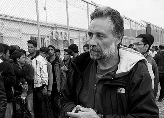 Τι απαντά ο φωτορεπόρτερ Νίκος Πηλός που συνελήφθη, στον κυβερνητικό εκπρόσωπο