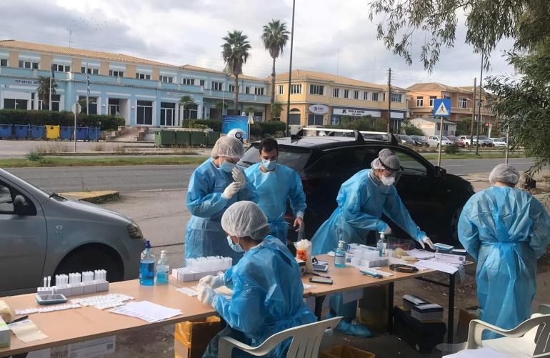 603 διασωληνωμένοι, 98 θάνατοι και 1193 νέα κρούσματα την Κυριακή (29/11)