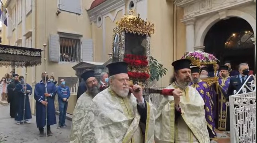 Ο Επιτάφιος και η Λιτανεία του Αγίου Σπυρίδωνος (video-photos)