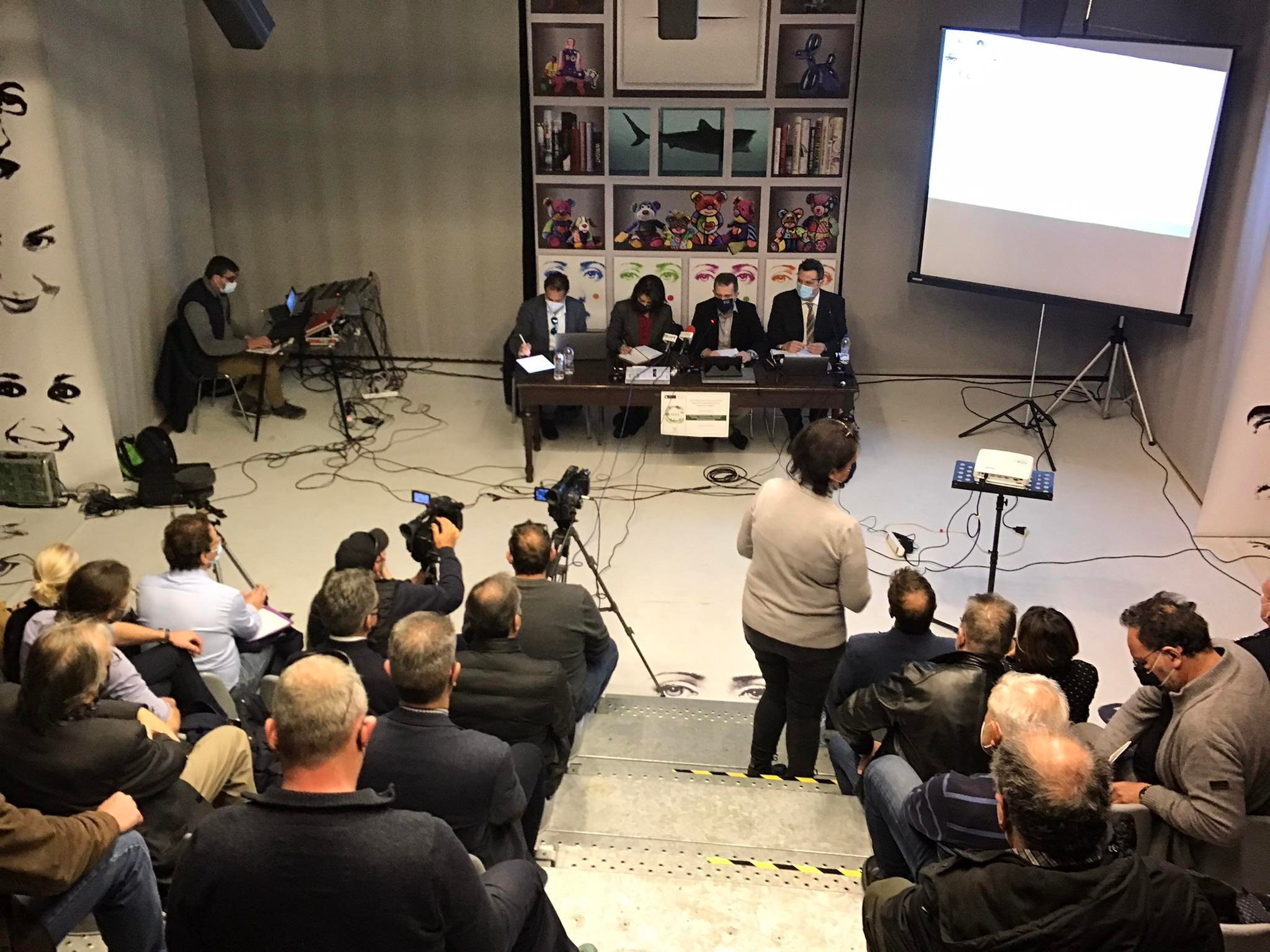 47.000 οχήματα στους δρόμους τις ώρες αιχμής