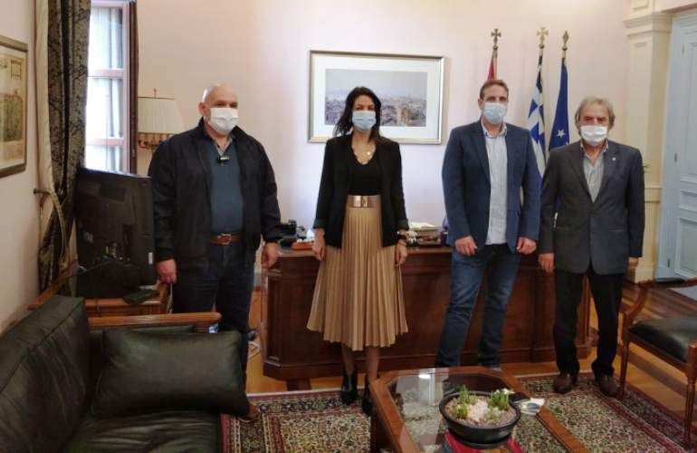 Για τις δράσεις στο πλαίσιο της ΟΧΕ συνάντησε την Υδραίου η διοίκηση του Επιμελητηρίου